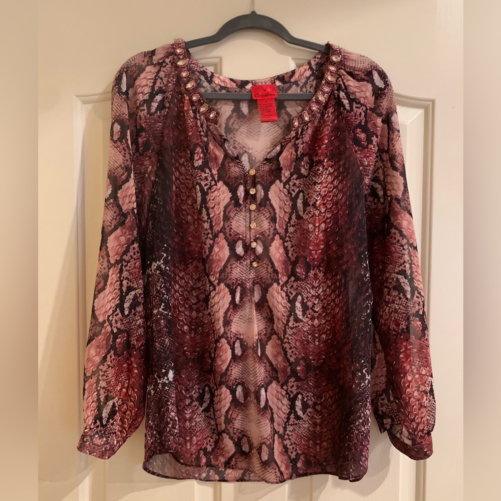 Gorgeous boutique blouse with embellishments